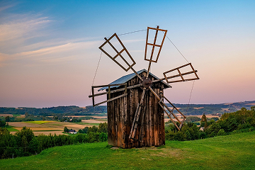 Why Migrate to Poland